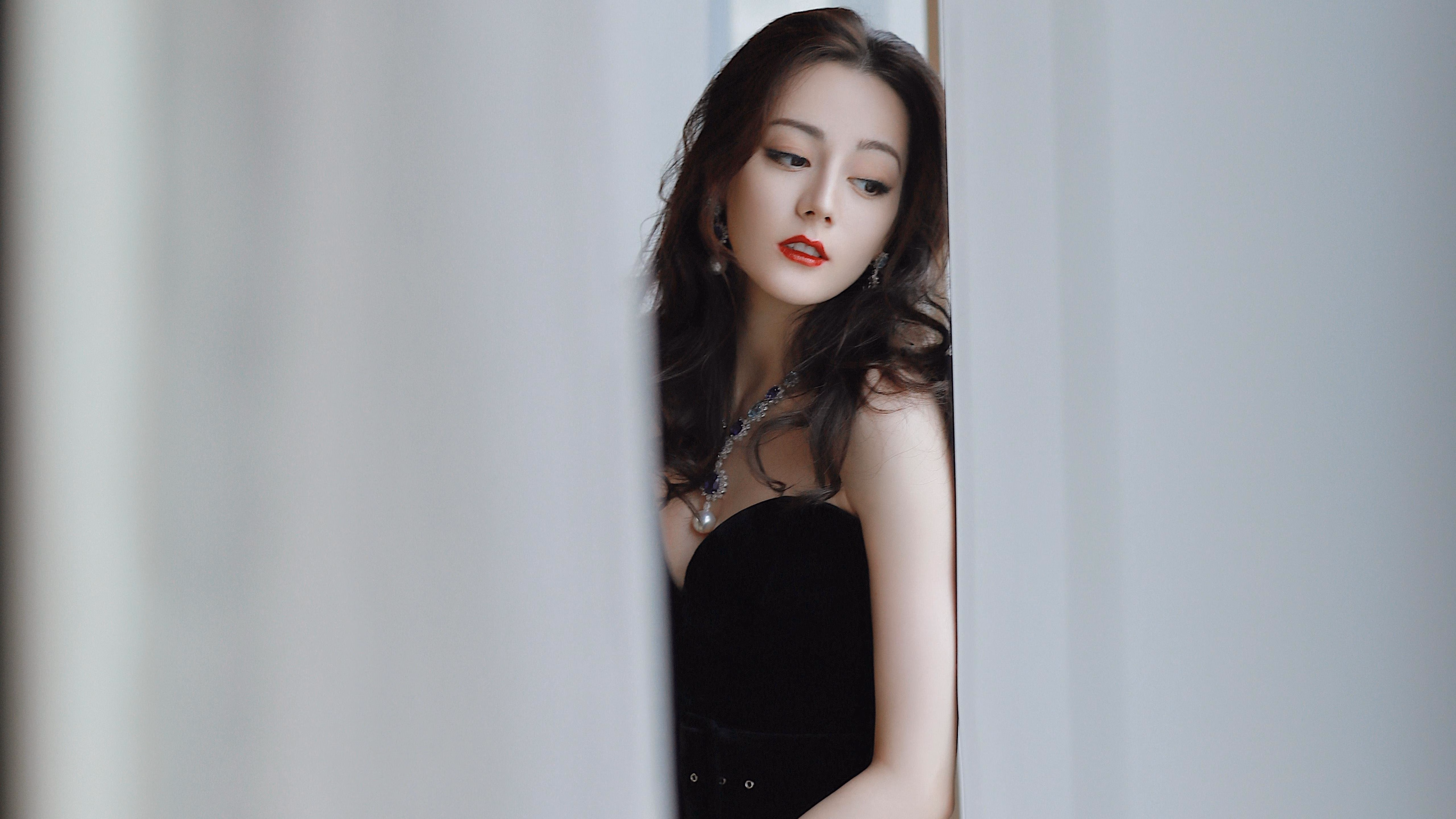 世界杯预选赛U23国足逆袭 球迷士气高涨,世界杯预选赛国足首发